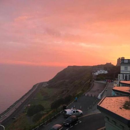 Seascape - Fantastic Location With Sea Views! Scarborough Bagian luar foto