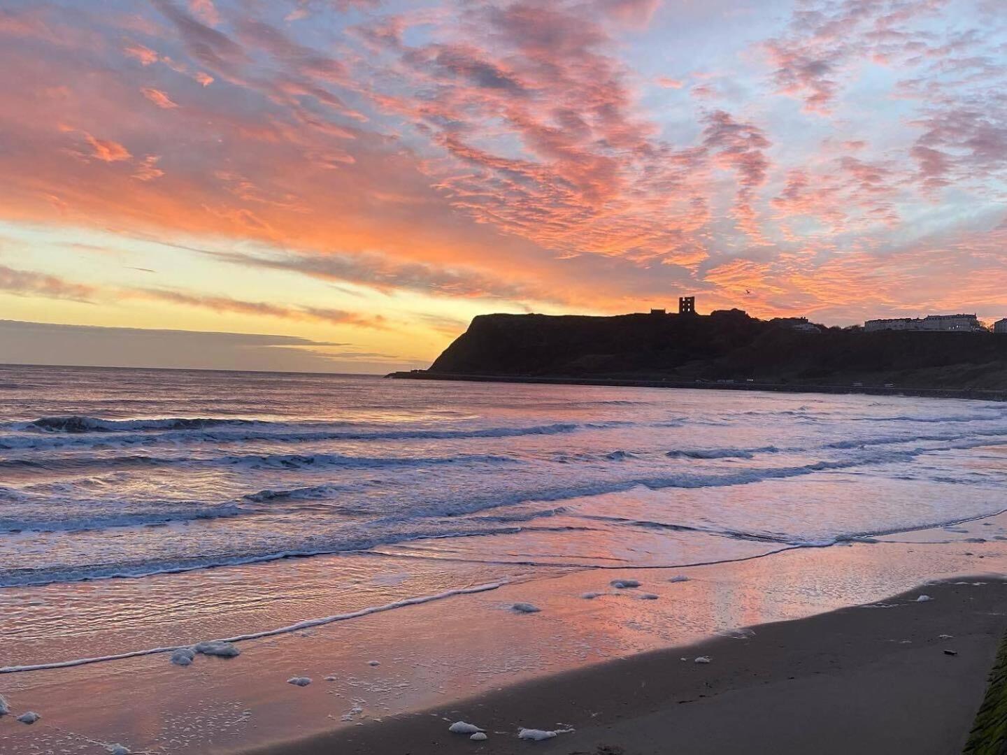 Seascape - Fantastic Location With Sea Views! Scarborough Bagian luar foto
